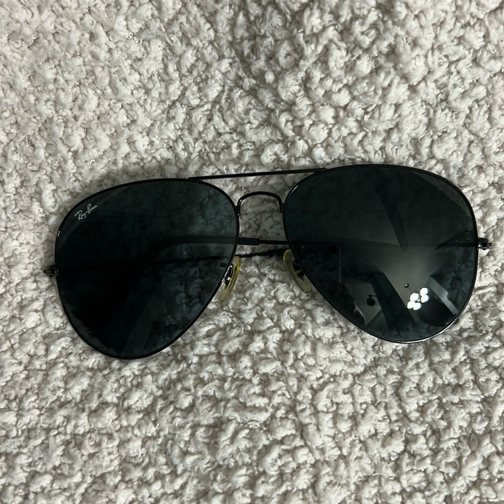 Black Ray Bans